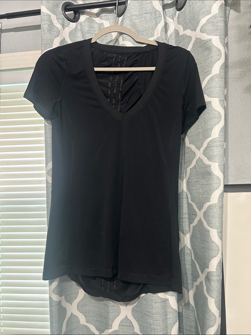 lululemon athletica Black V‑Neck Short Sleeve Tee